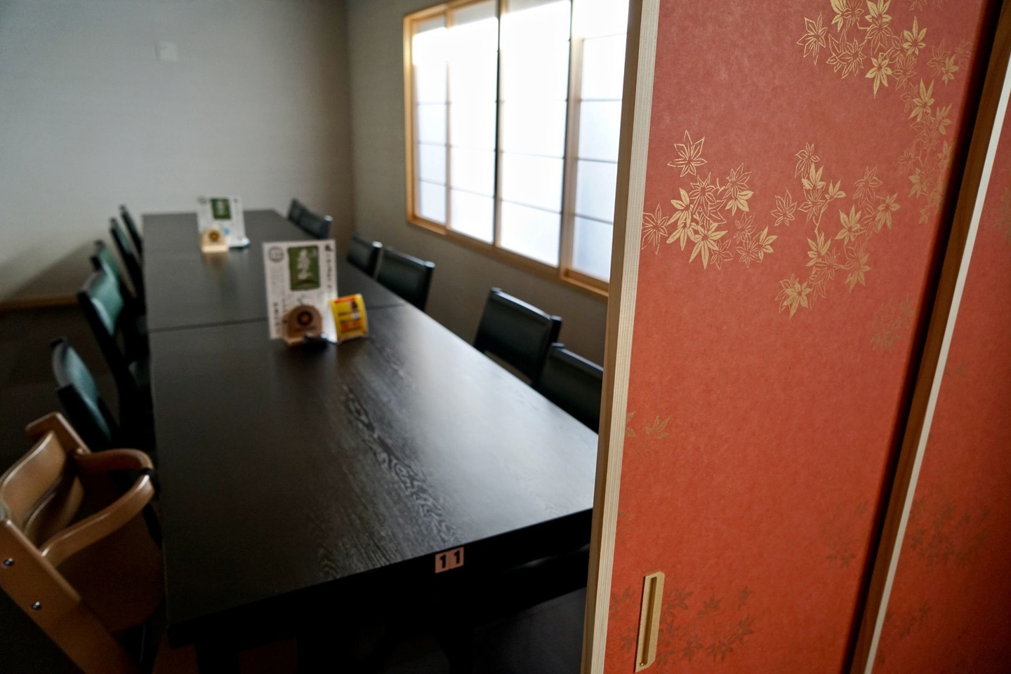 新築飲食店内装